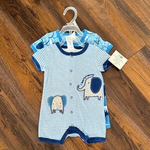 Blue Striped Elephant Romper Set. I love mommy 2 piece set.By little beginnings